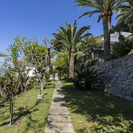 Incredible View By Interhome 빌라 *