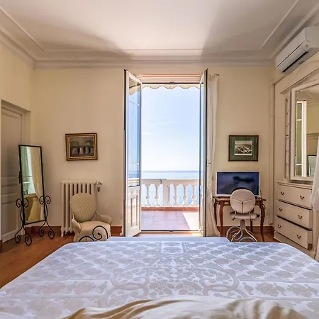 빌라 Incredible View By Interhome *